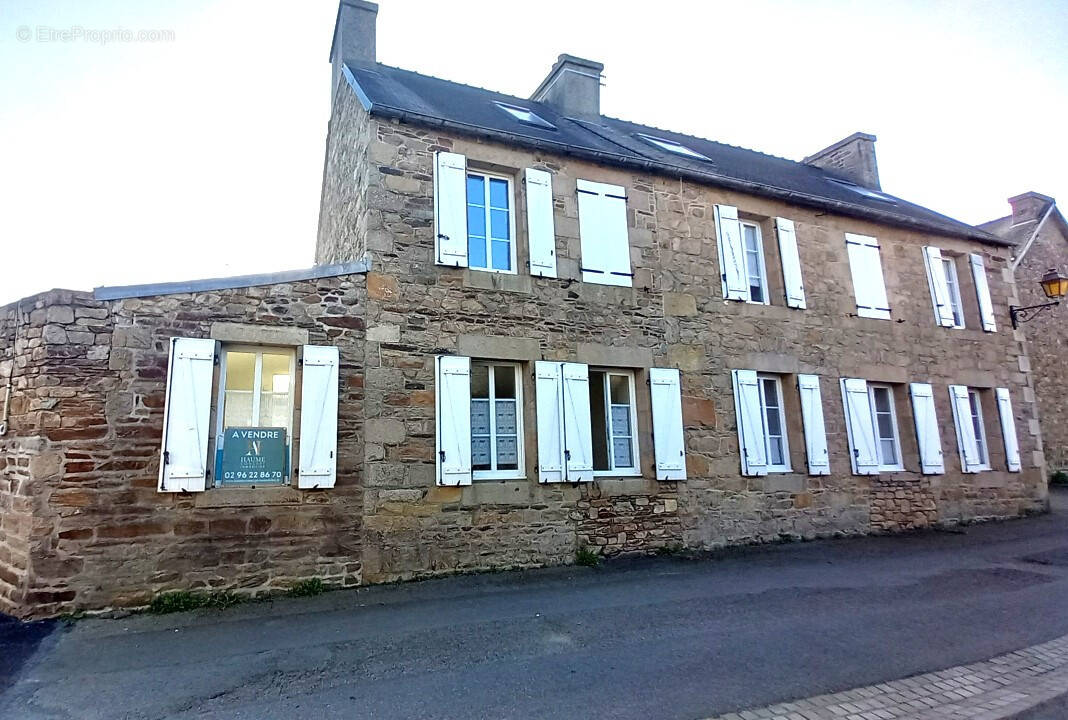 Maison à LEZARDRIEUX