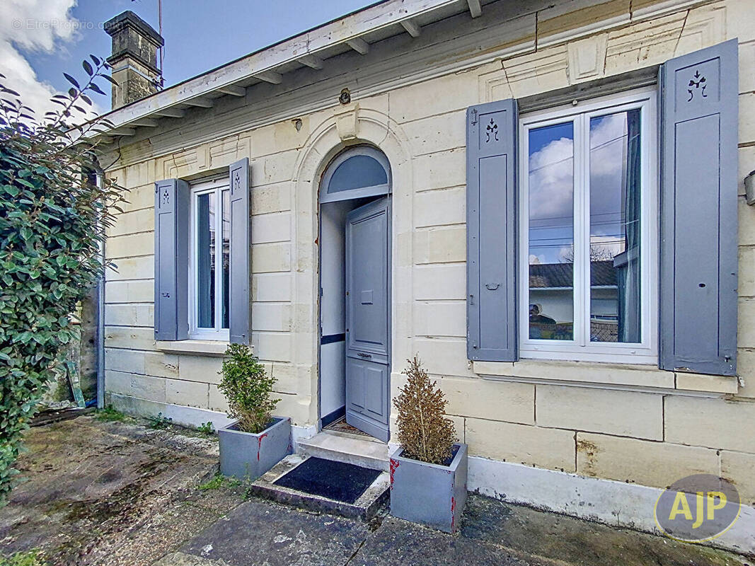 Maison à MERIGNAC