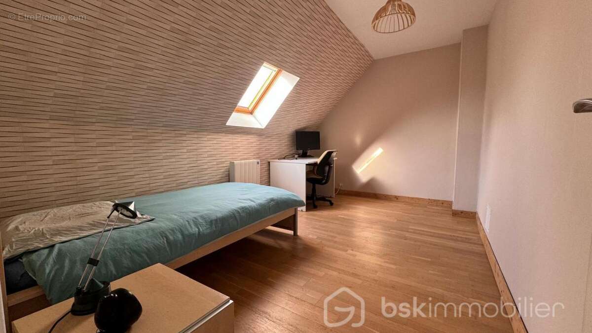Maison à EGLY