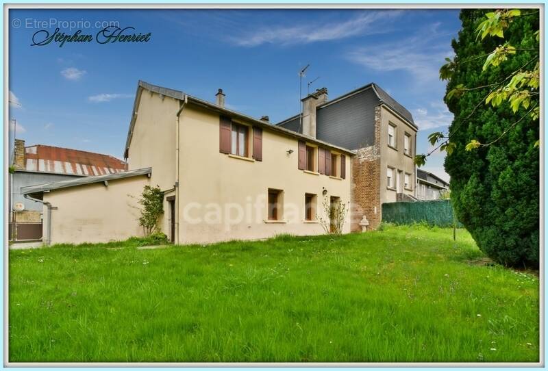 Maison à VOUZIERS