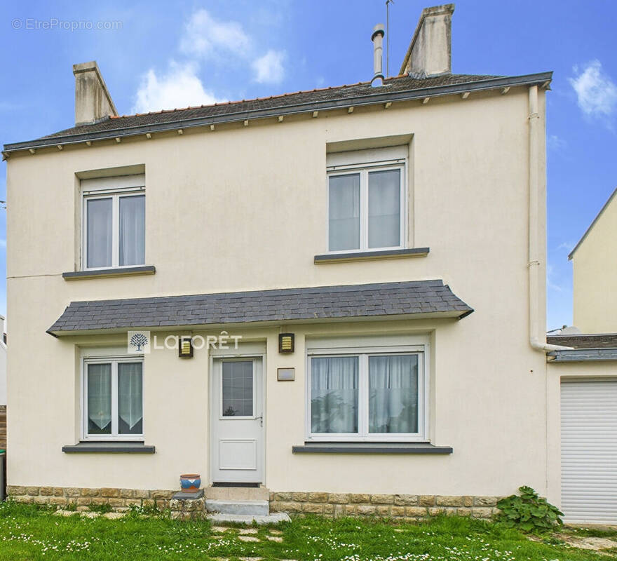 Maison à LOCTUDY
