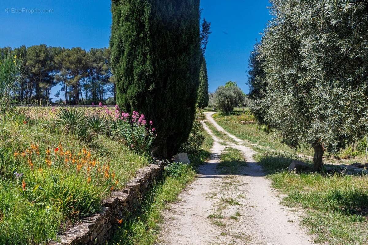 Maison à LE CASTELLET