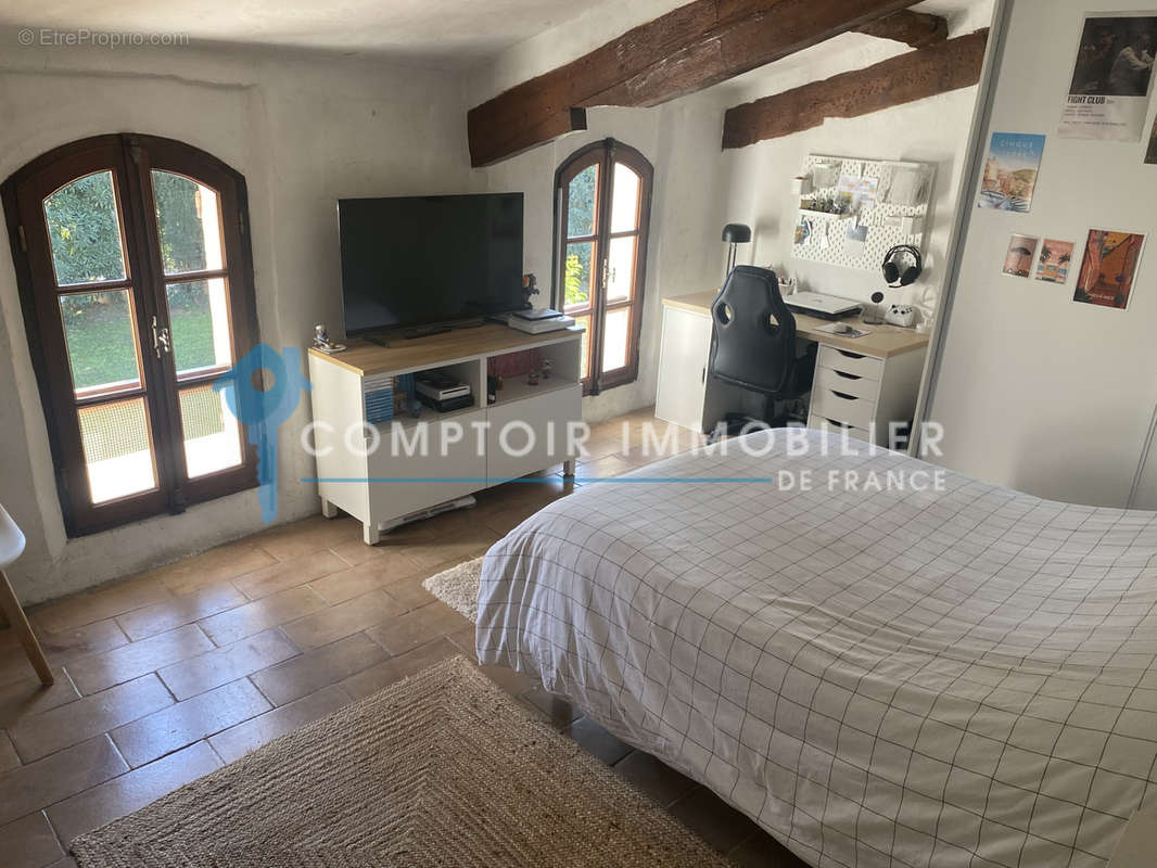 Maison à MANDELIEU-LA-NAPOULE