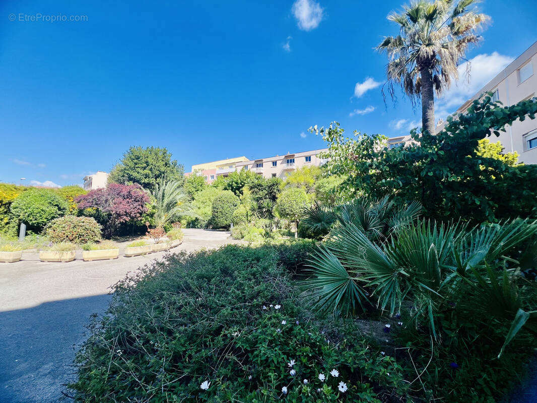 Appartement à HYERES