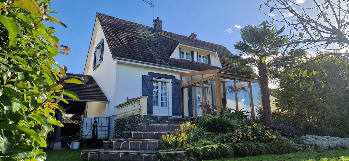 Maison à NEUFCHATEL-EN-BRAY