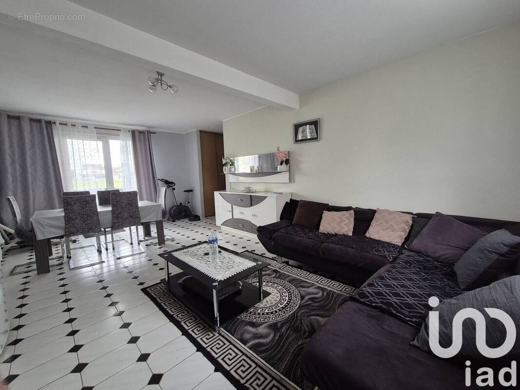 Photo 1 - Appartement à VILLEPINTE