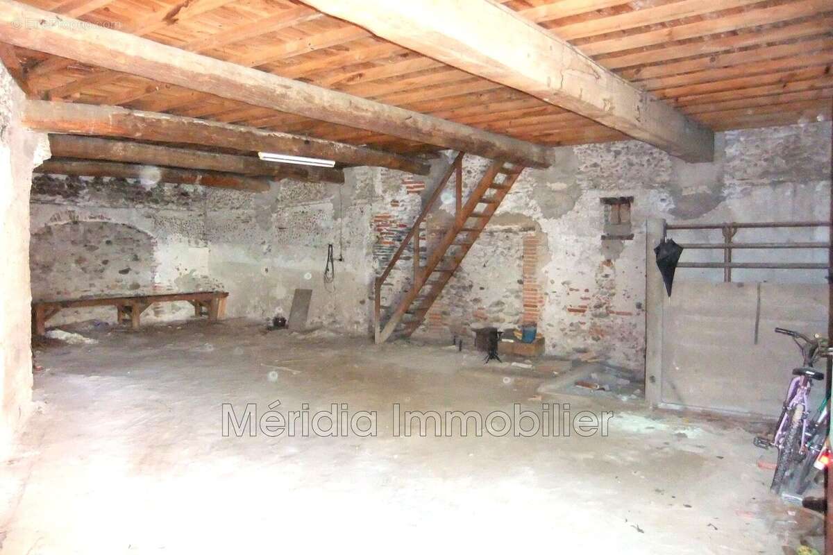 Maison à MILLAS