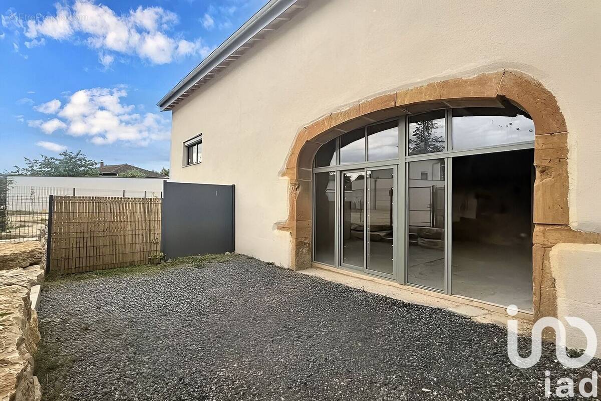 Photo 1 - Appartement à LENTILLY