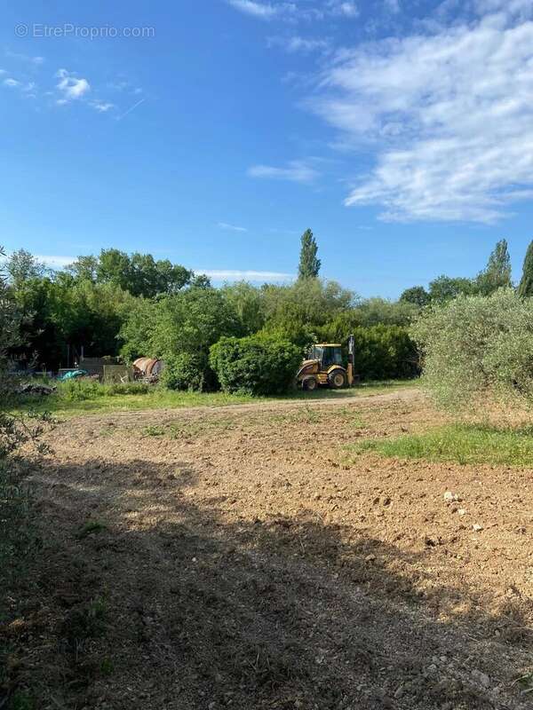 Terrain à AIX-EN-PROVENCE