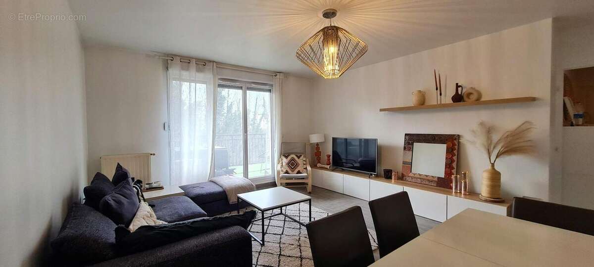 Photo 2 - Appartement à TASSIN-LA-DEMI-LUNE