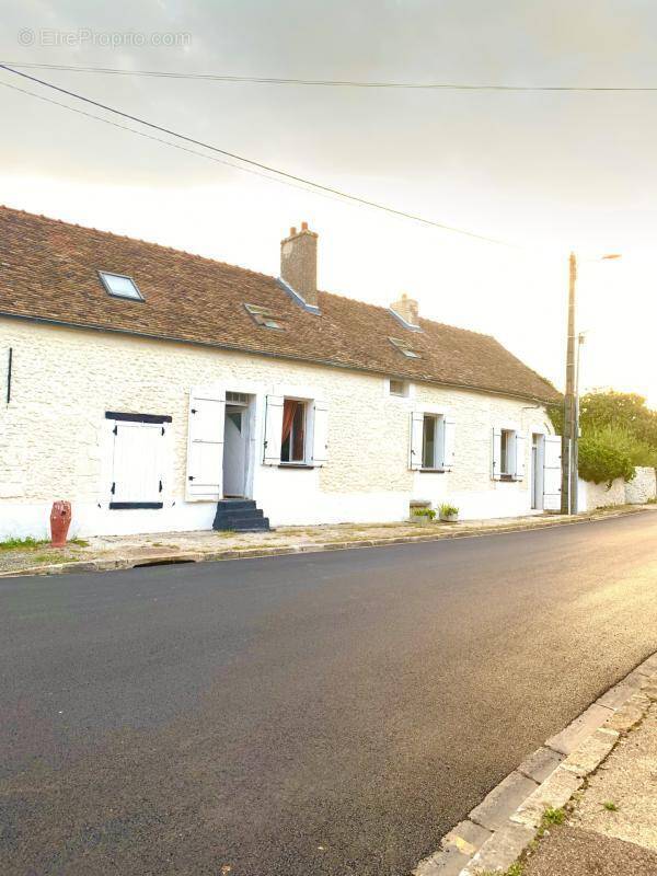 Maison à BRANSLES