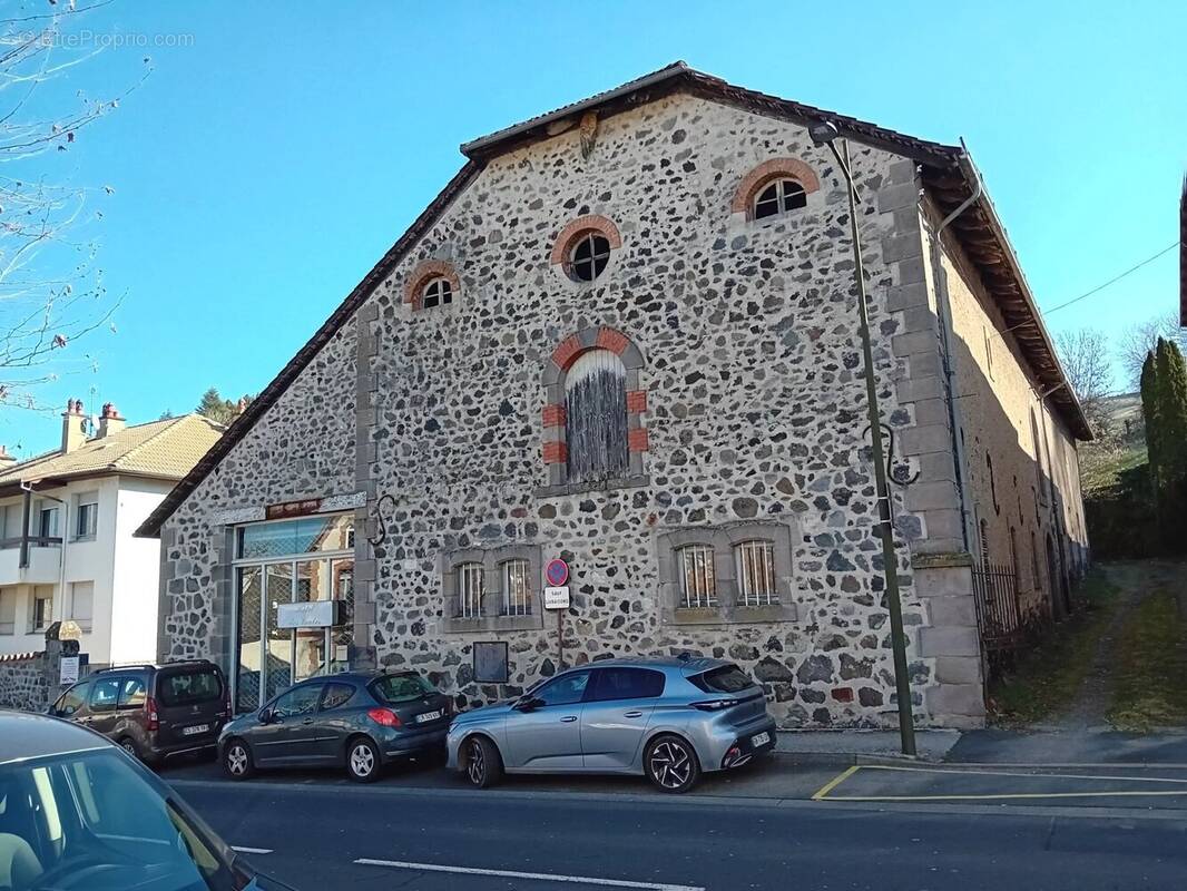 Maison à AURILLAC