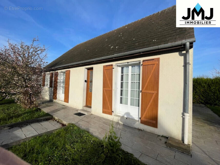Maison à BAILLEVAL