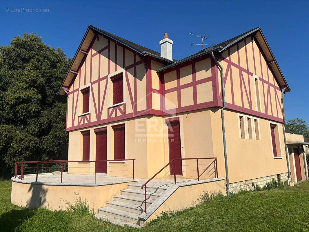 Maison à LEVROUX