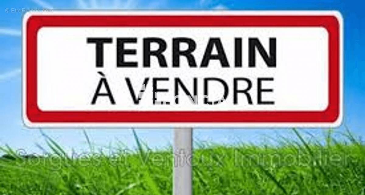 Terrain à LES COTES-D&#039;AREY
