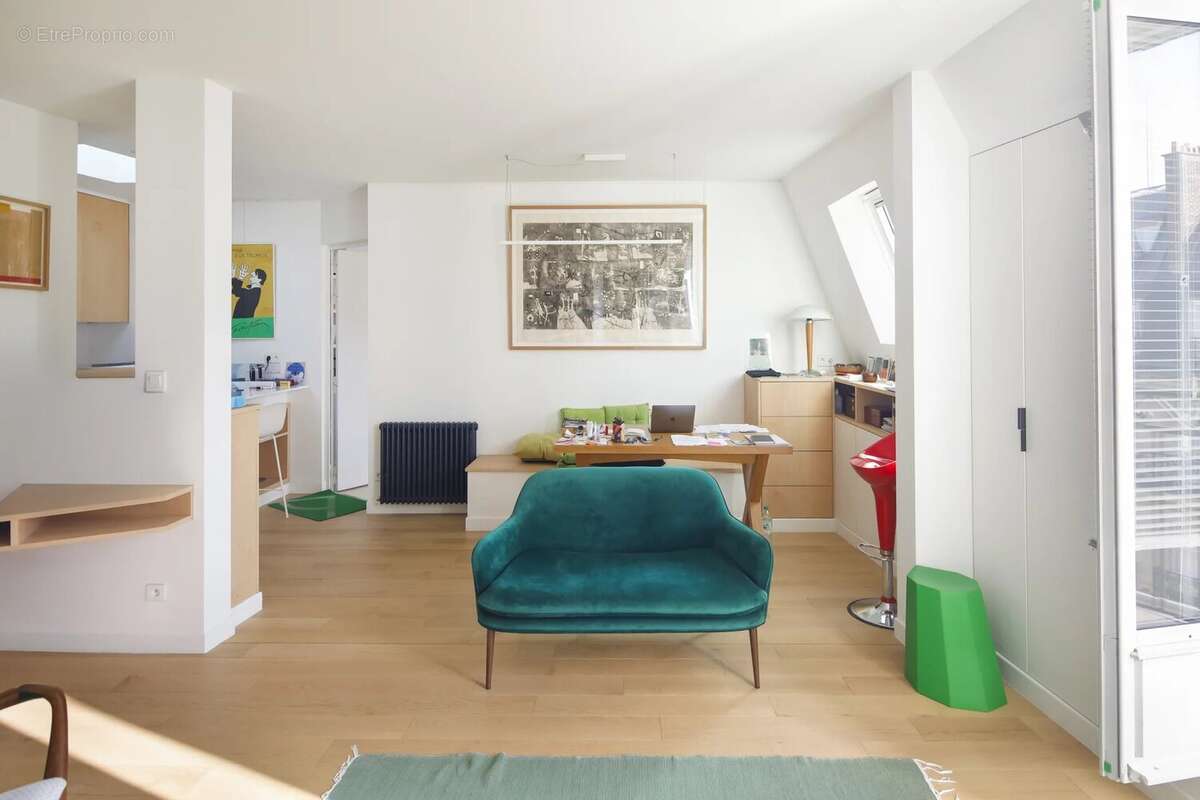 Appartement à PARIS-1E