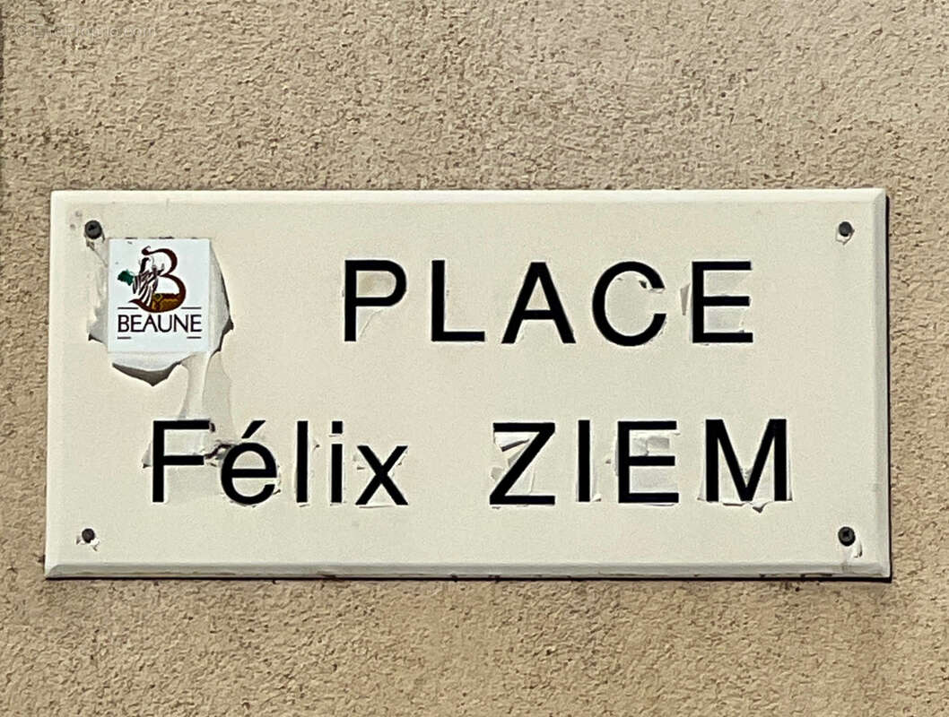 Commerce à BEAUNE