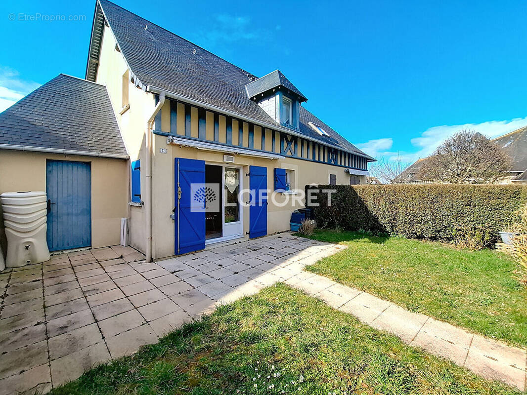 Maison à DIVES-SUR-MER