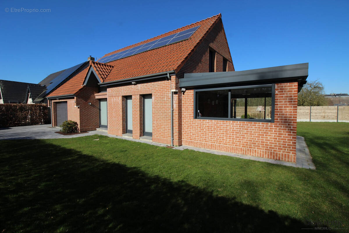 Maison à OIGNIES