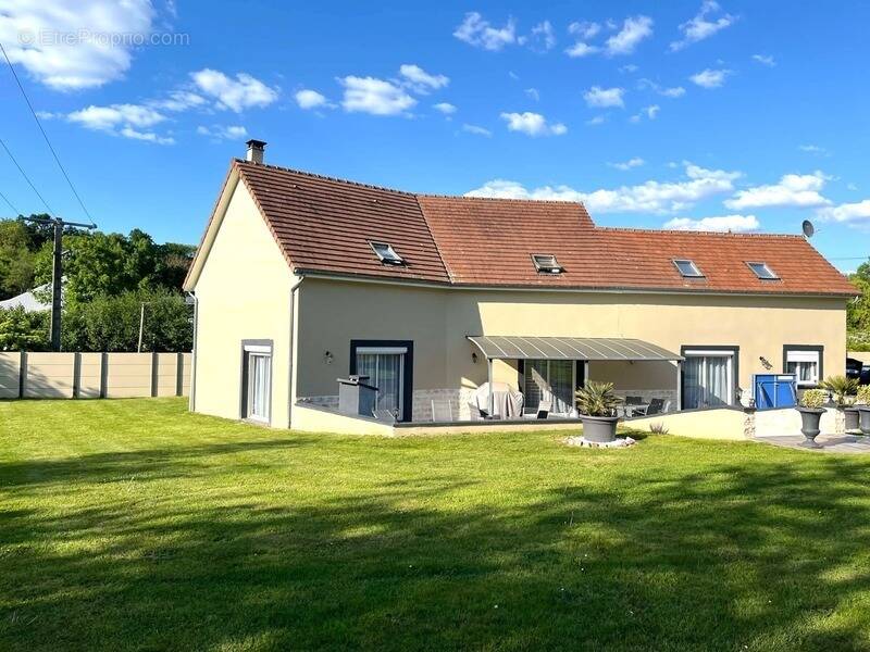 Maison à DANESTAL