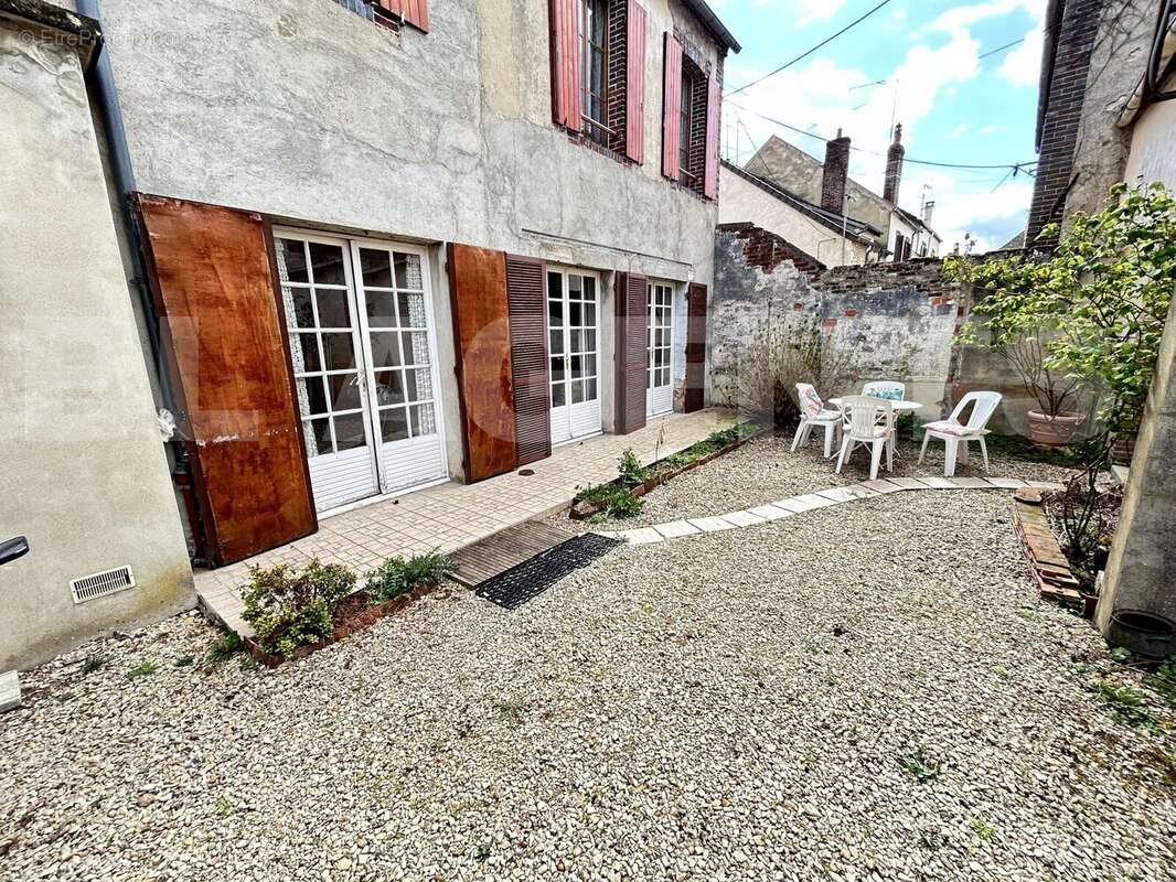IMG_1459 - Maison à BRIENON-SUR-ARMANCON