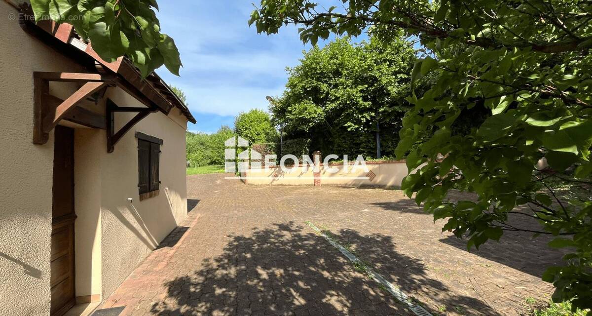 Maison à ECOMMOY