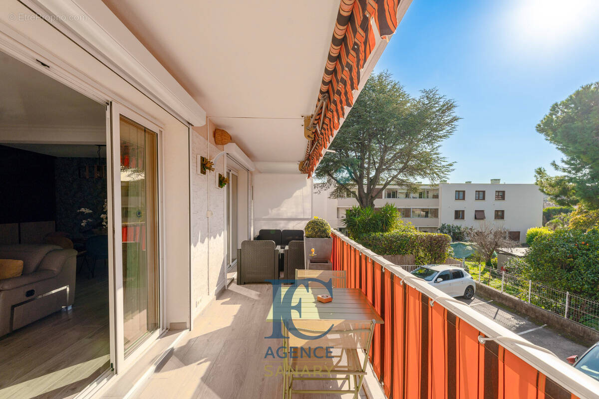 Appartement à SANARY-SUR-MER