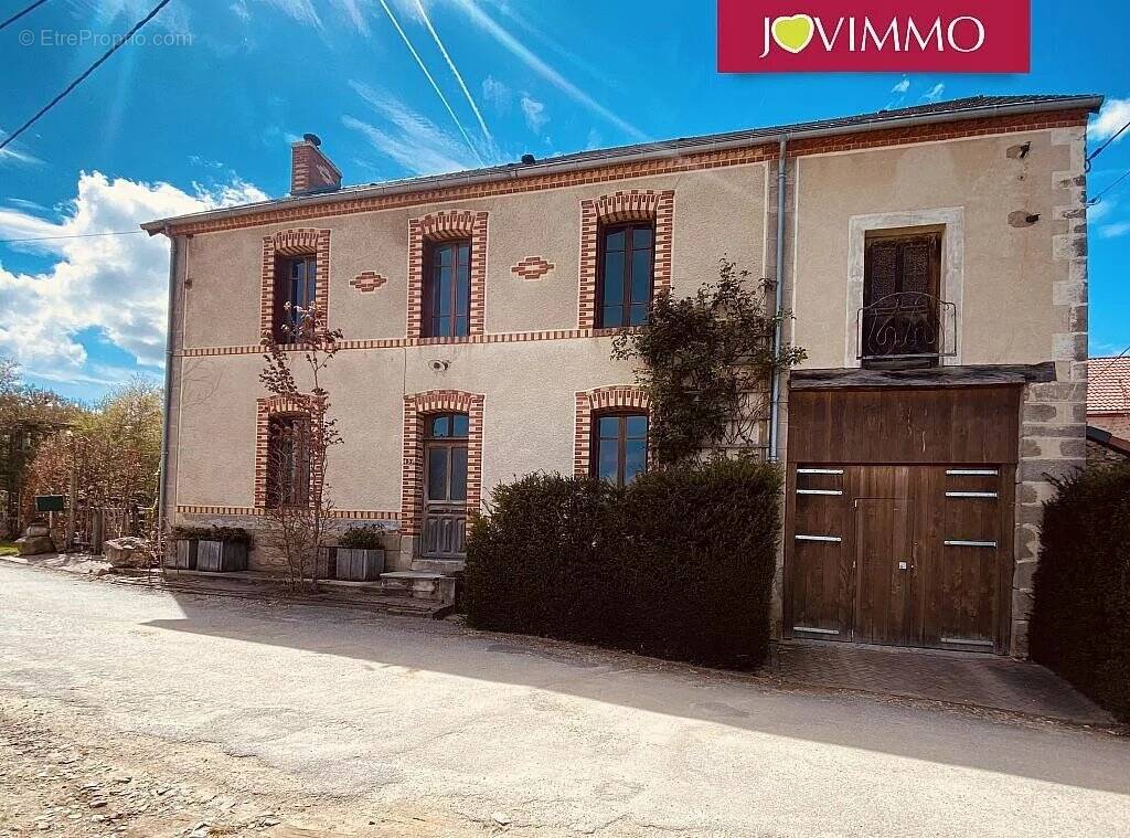 Maison à FONTANIERES