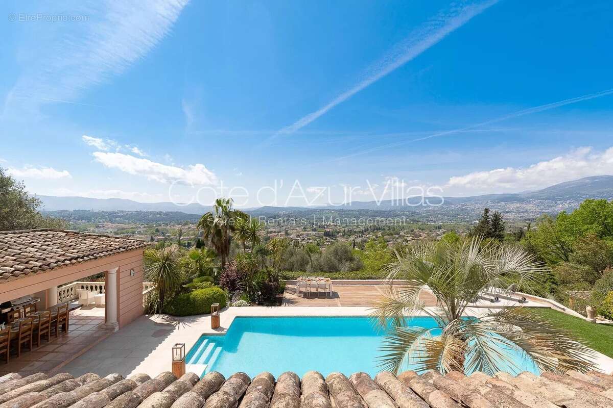 Maison à MOUGINS