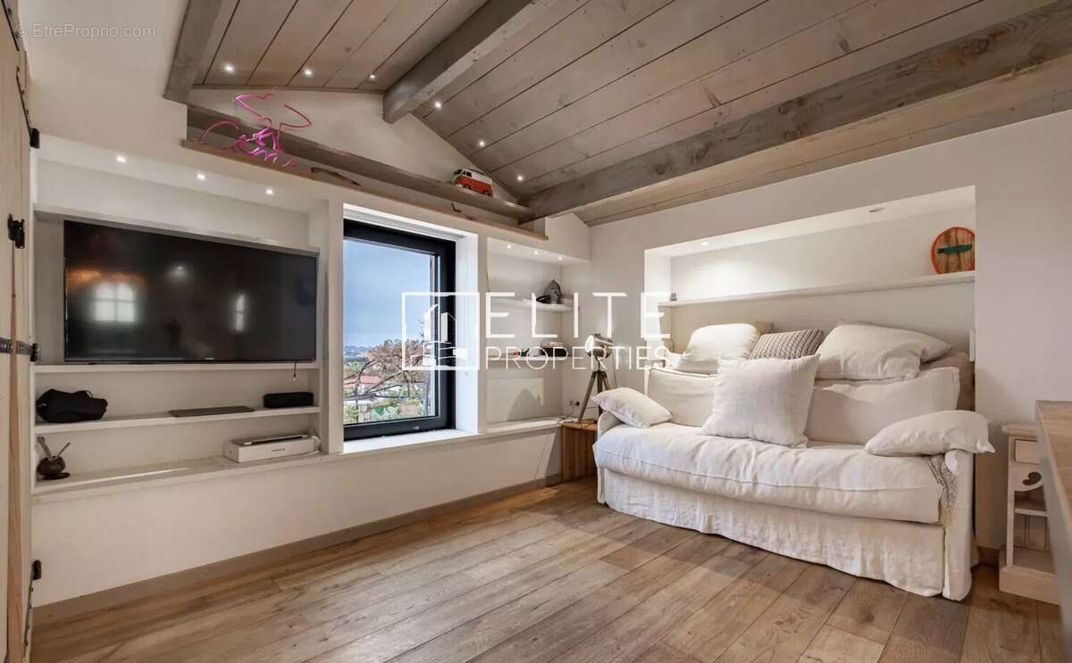 Maison à ANTIBES