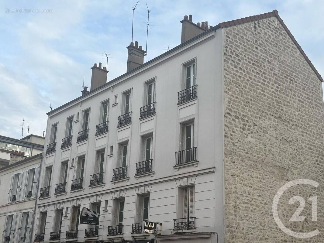 Appartement à SAINT-MAUR-DES-FOSSES