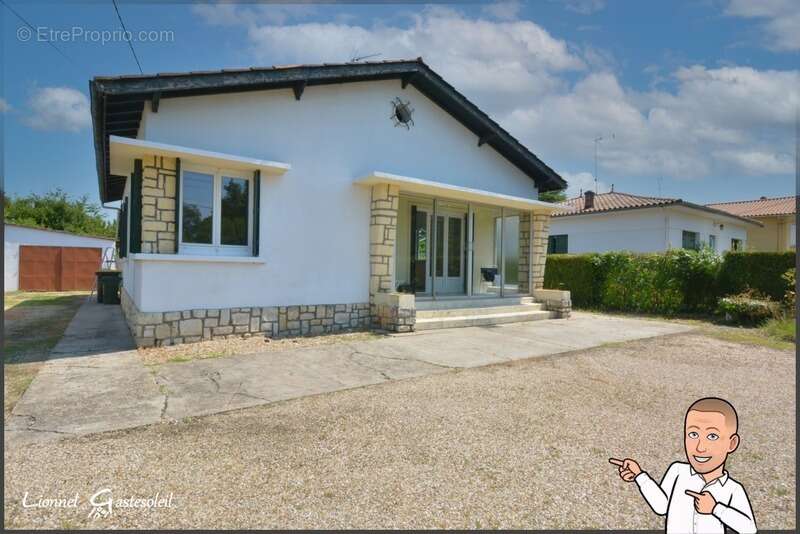 Maison à PINEUILH