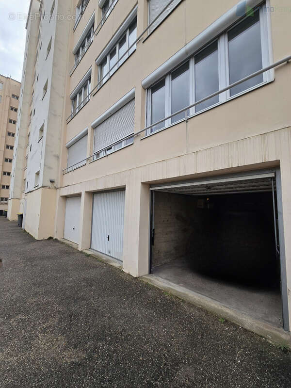 Appartement à LYON-8E