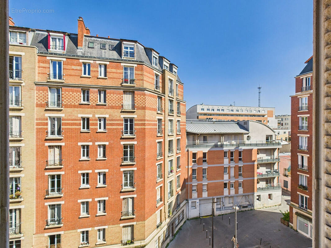 Appartement à PARIS-20E