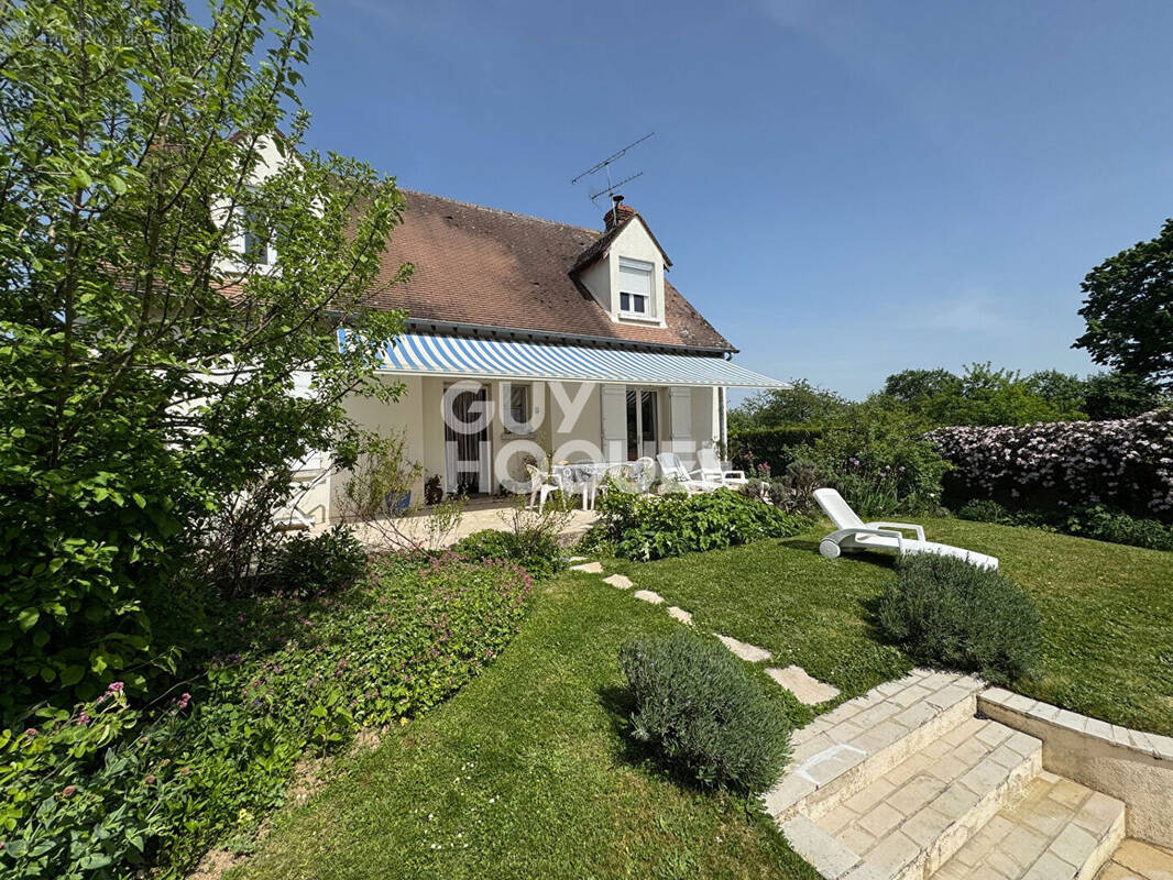 Maison à CHATEAU-LANDON