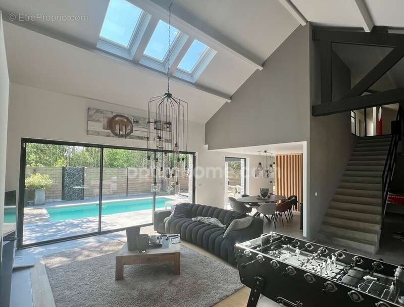Maison à QUESNOY-SUR-DEULE