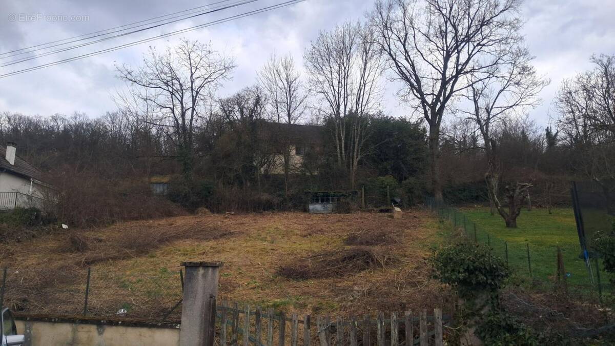 Terrain à CLAMECY