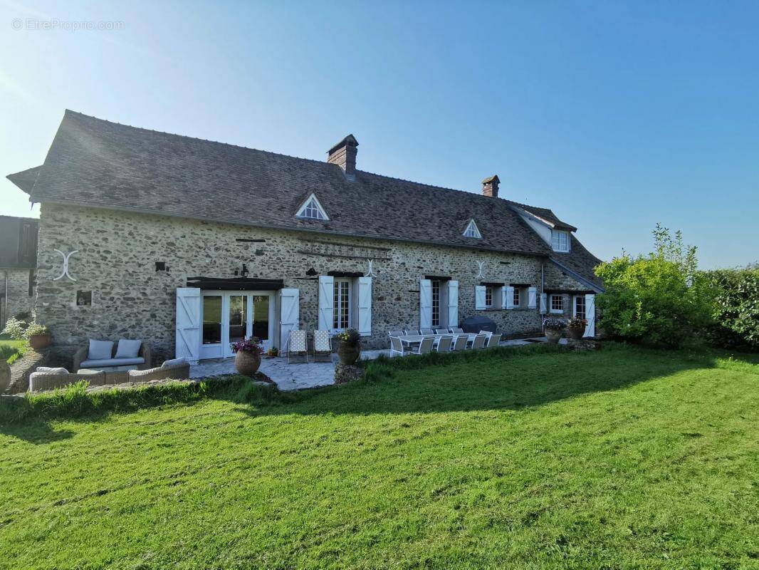 Maison à HOULBEC-COCHEREL