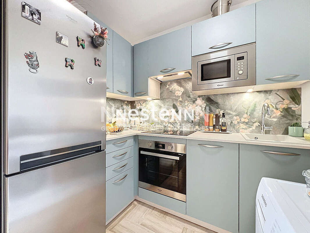 Appartement à VALLAURIS