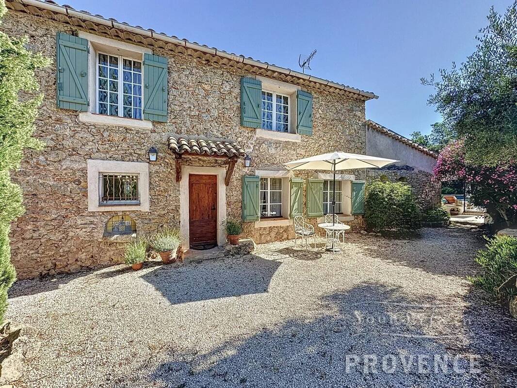 Maison à LORGUES