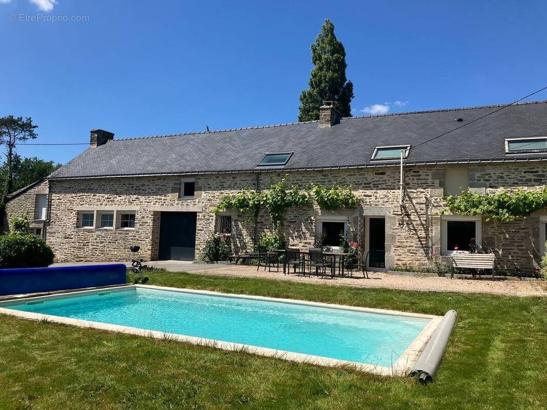 Maison à LOCMARIA-GRAND-CHAMP