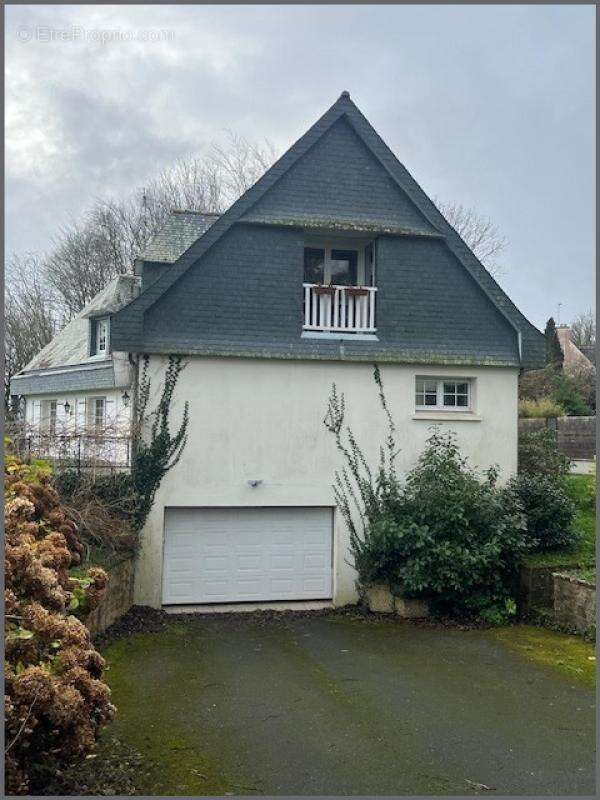 Maison à GUIPAVAS