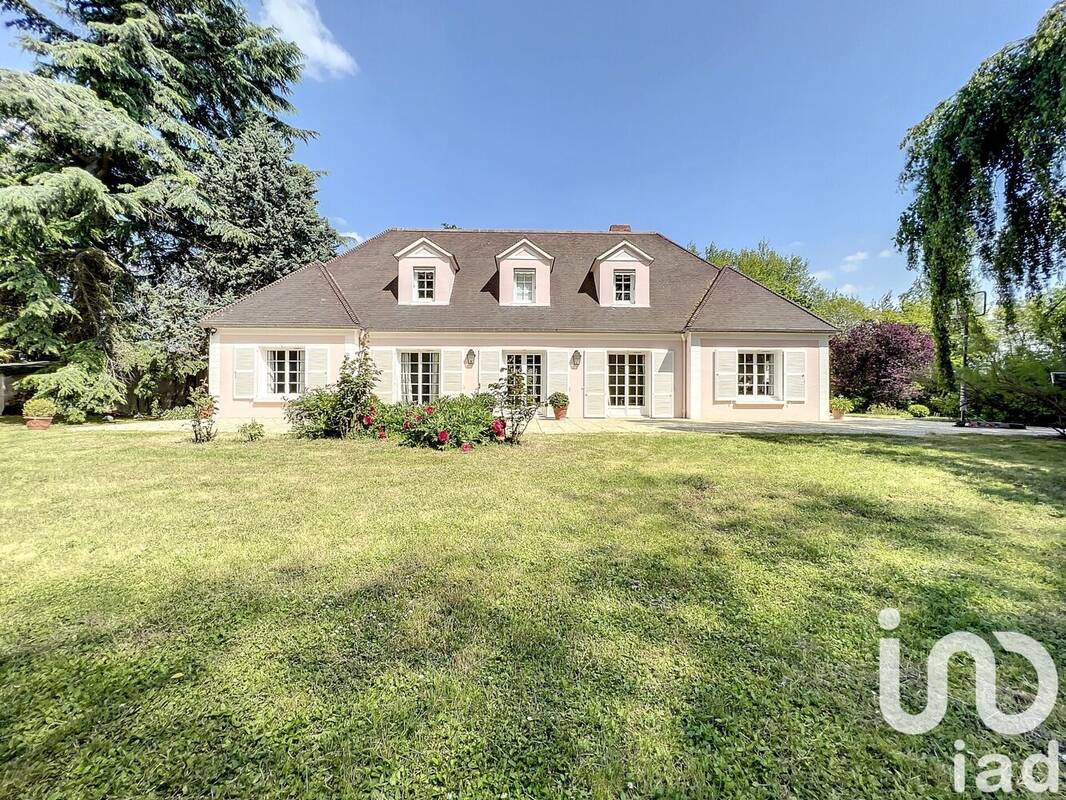 Photo 1 - Maison à BRIE-COMTE-ROBERT