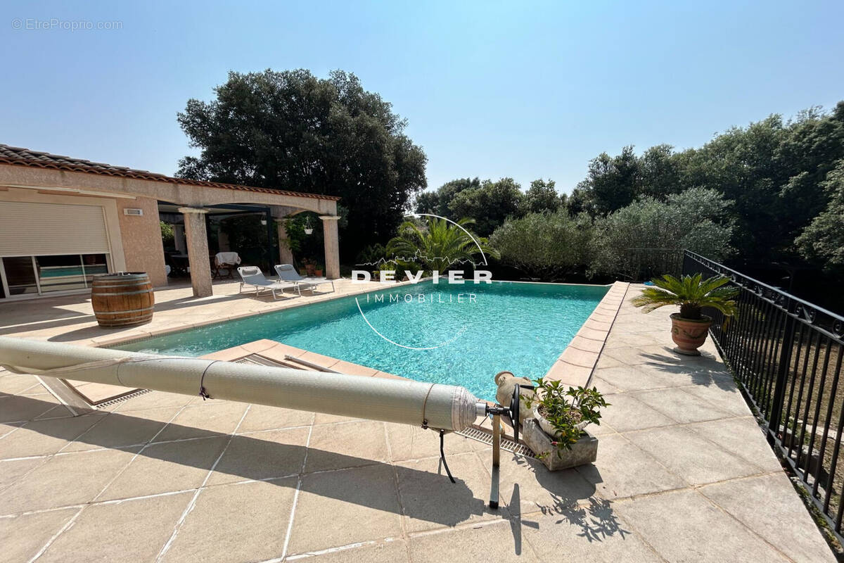 Maison à SUSSARGUES