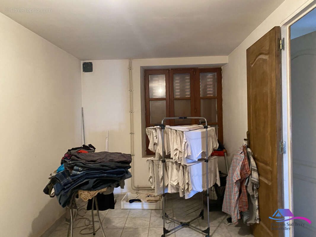 Chambre 1 - Maison à CHATEAUMEILLANT
