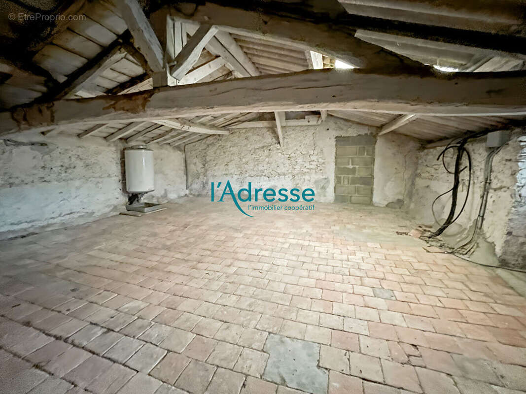 Maison à CHAUDRON-EN-MAUGES