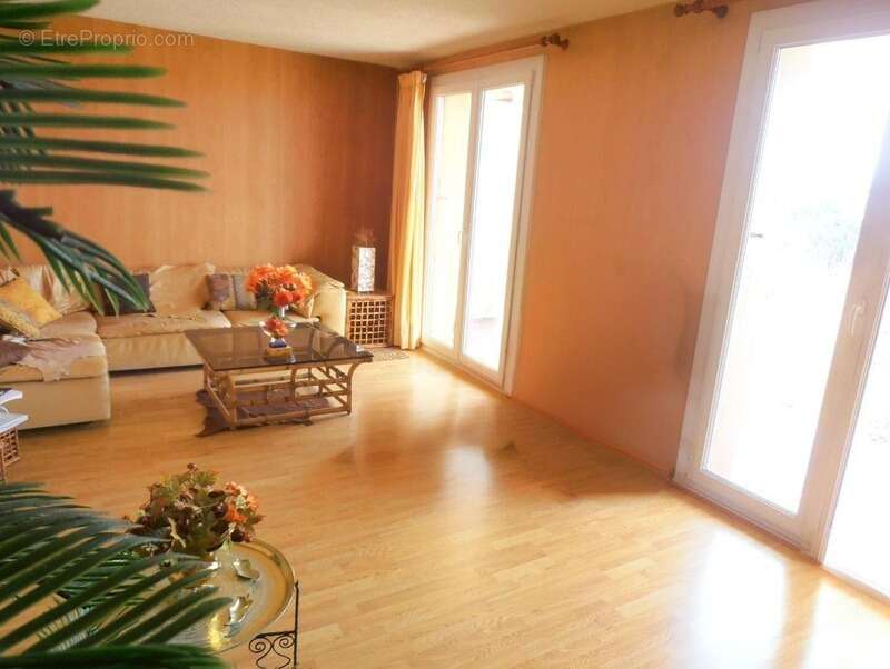 Appartement à MARSEILLE-10E