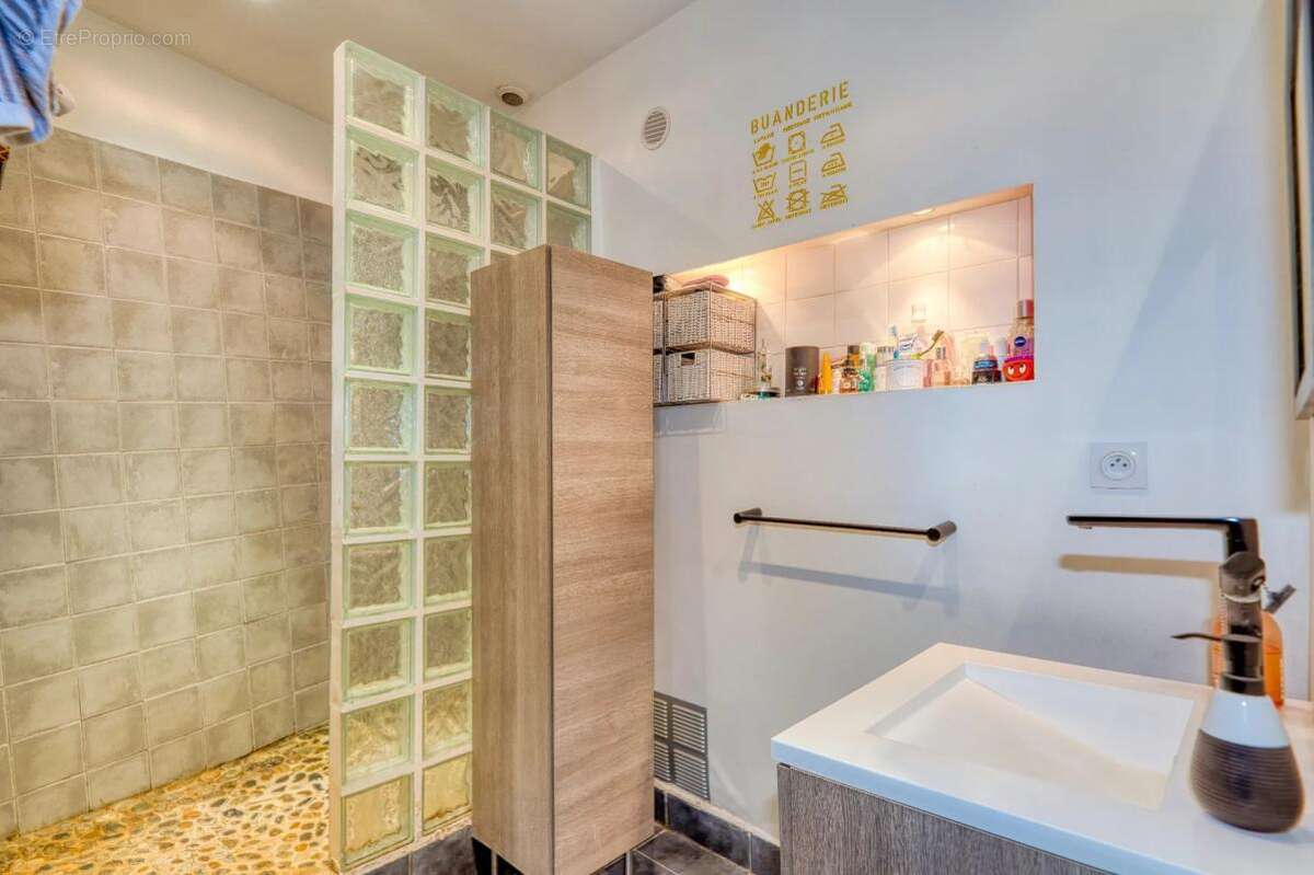 Appartement à LYON-1E