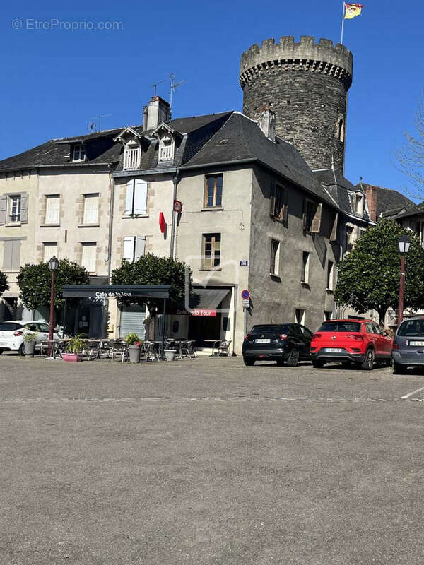 Maison à ALLASSAC