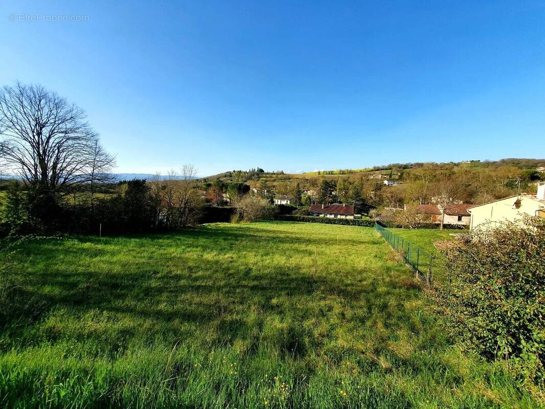 Terrain à CASTRES